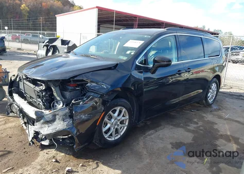 2022 Chrysler Pacifica Touring L z USA, uszkodzony, nr VIN 2C4RC1BG8NR128241